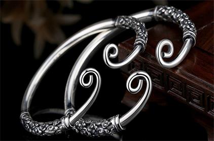 Characteristics and processing of silver jewelry